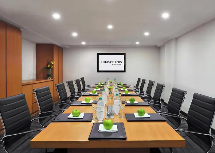 Four Points By Sheraton Hotel And Serviced Apartments Pune