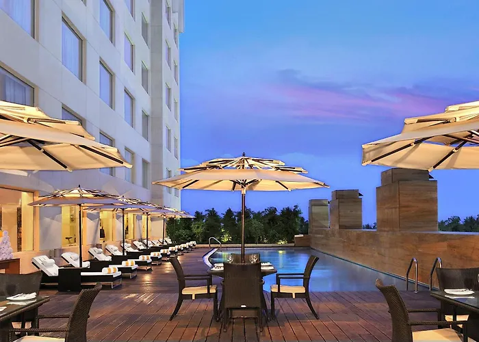 Four Points By Sheraton Hotel And Serviced Apartments Pune