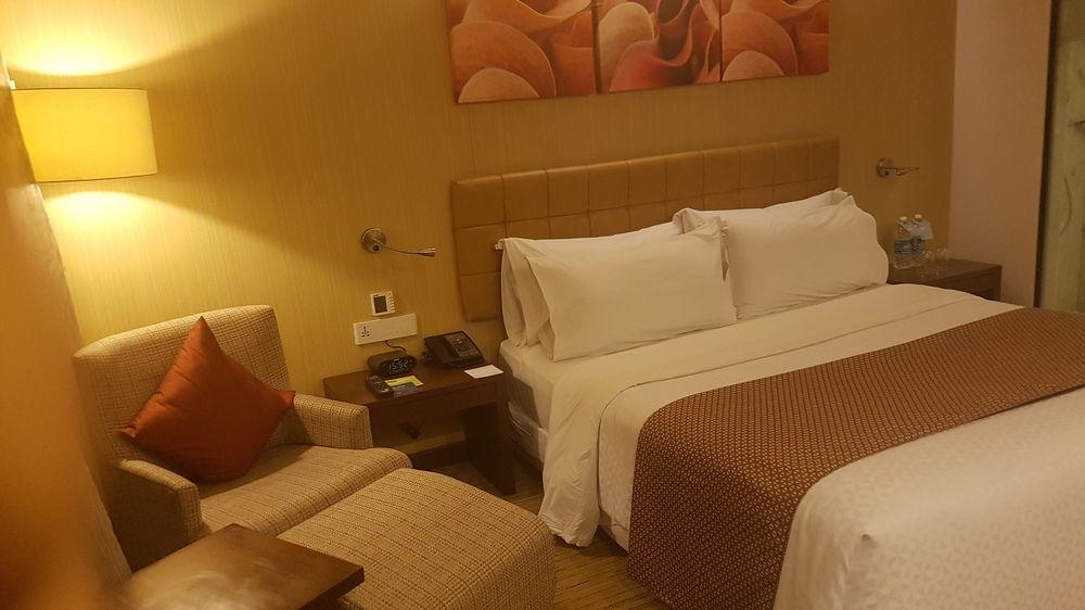Hotel Four Points By Sheraton And Serviced