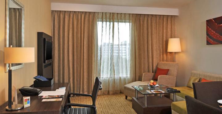 Four Points By Sheraton And Serviced Pune