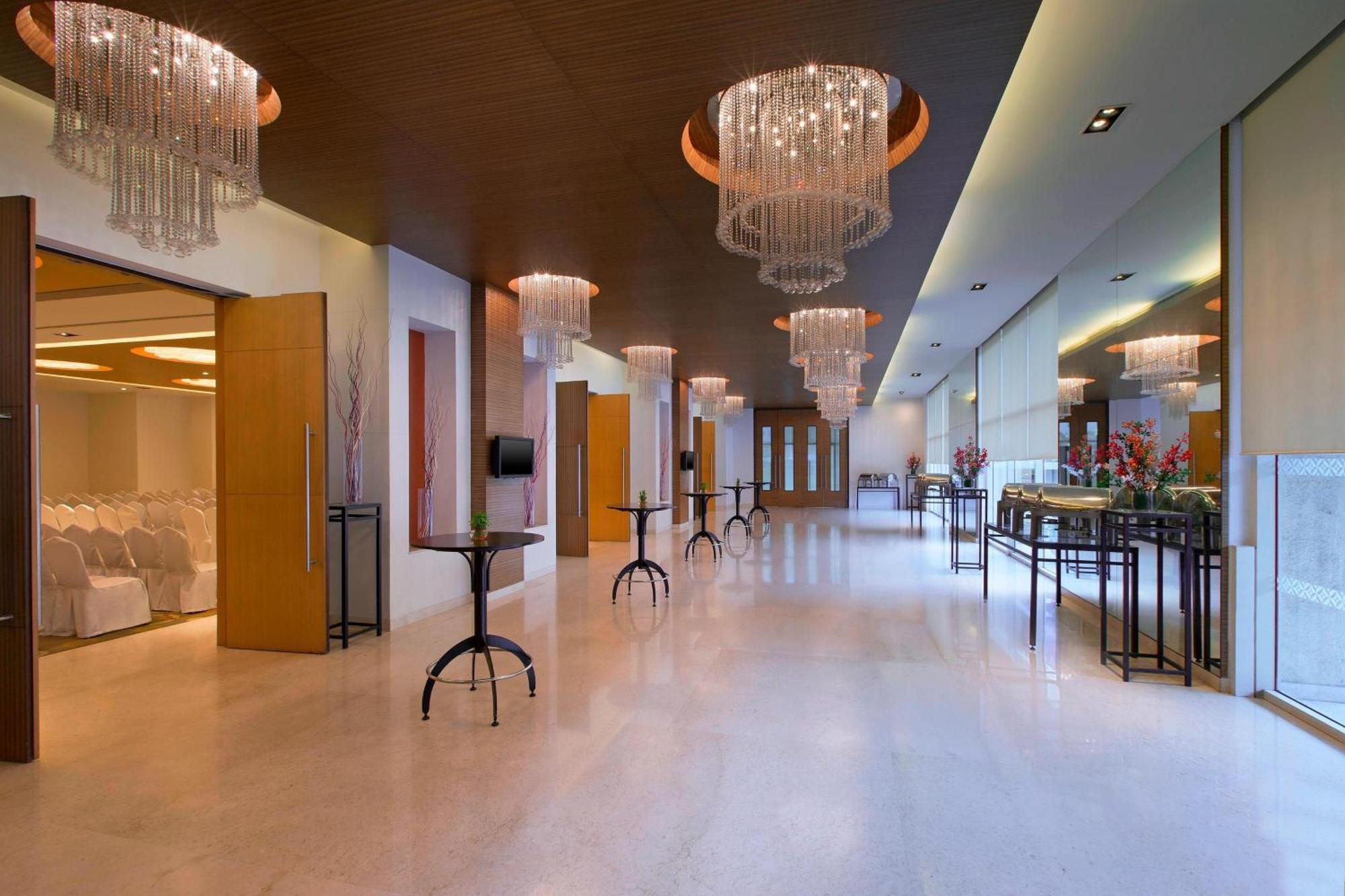 Hotel Four Points By Sheraton And Serviced Pune