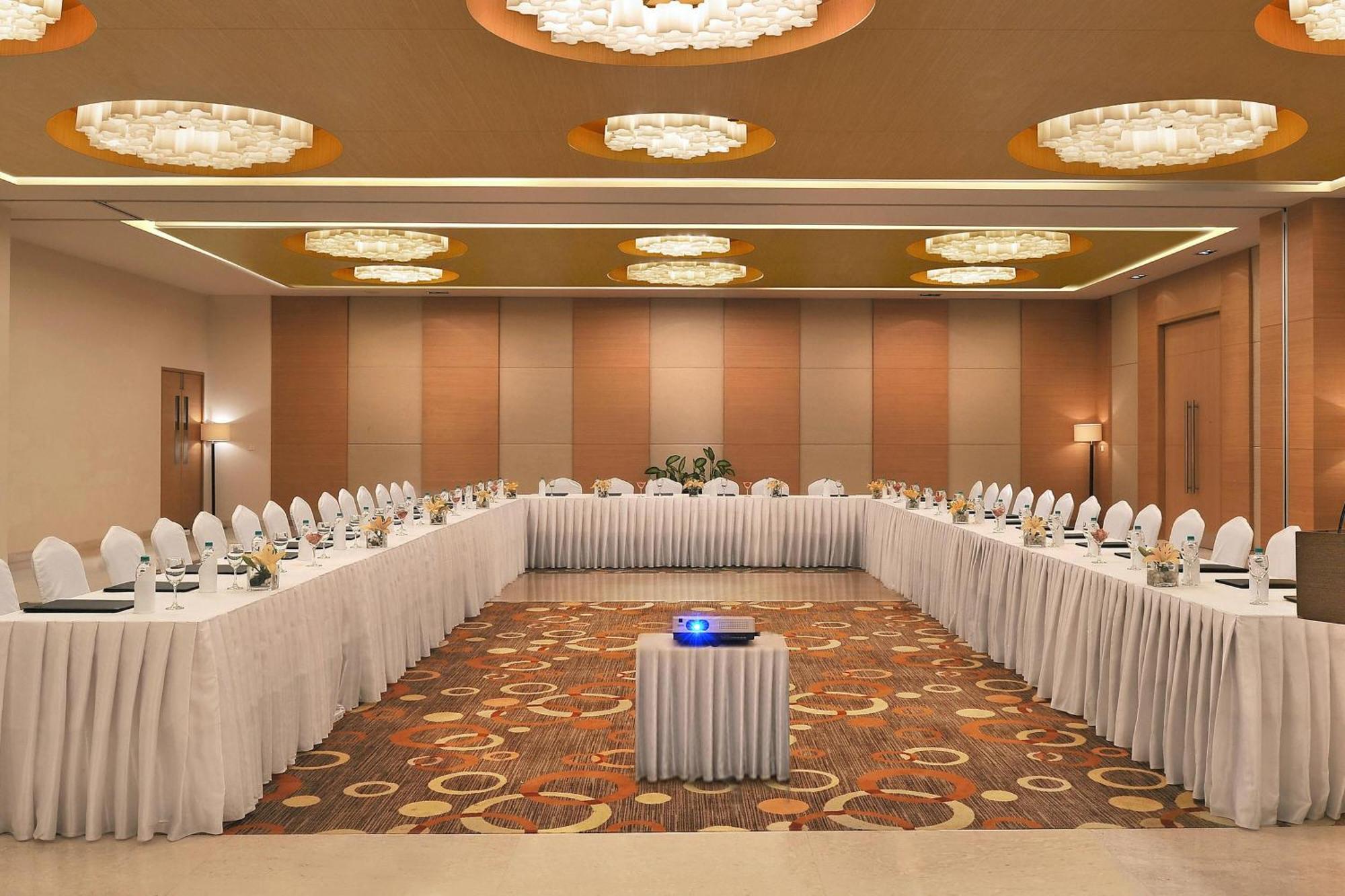 Four Points By Sheraton And Serviced Pune