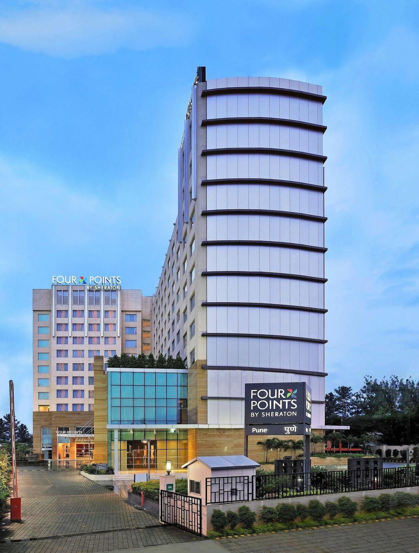 Four Points By Sheraton And Serviced Hotel 5*
