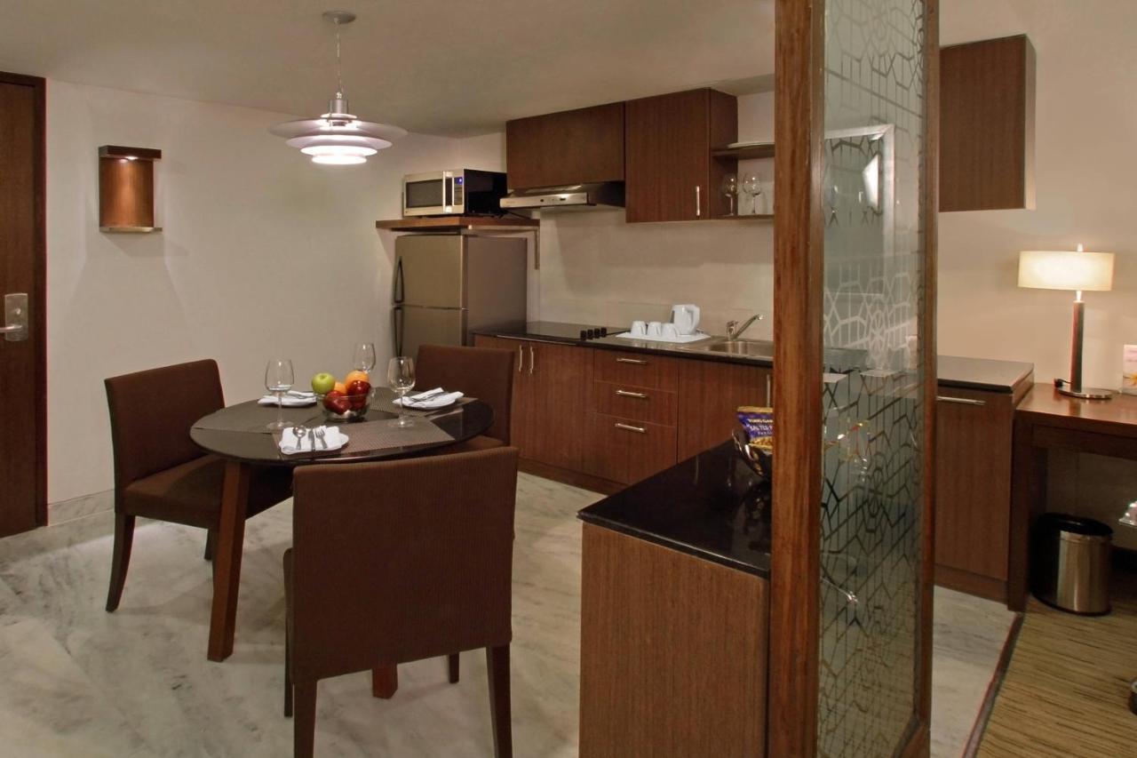 Four Points By Sheraton And Serviced Hotel Pune