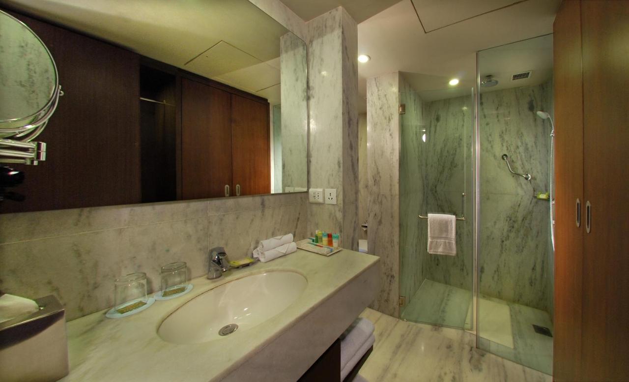 Hotel Four Points By Sheraton And Serviced
