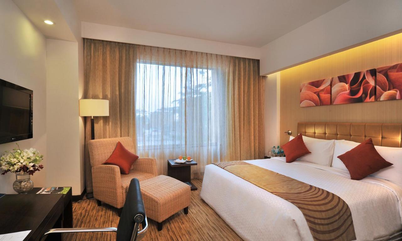 Four Points By Sheraton And Serviced Hotel